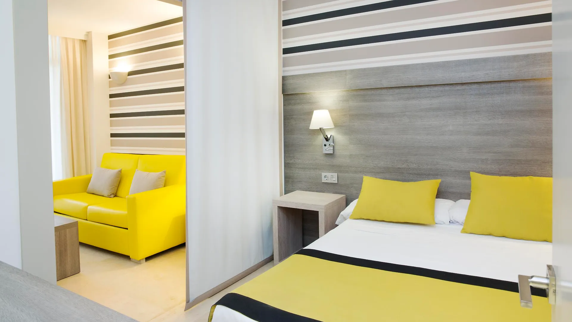Ms Aguamarina Hotel Torremolinos 4*,  Spain