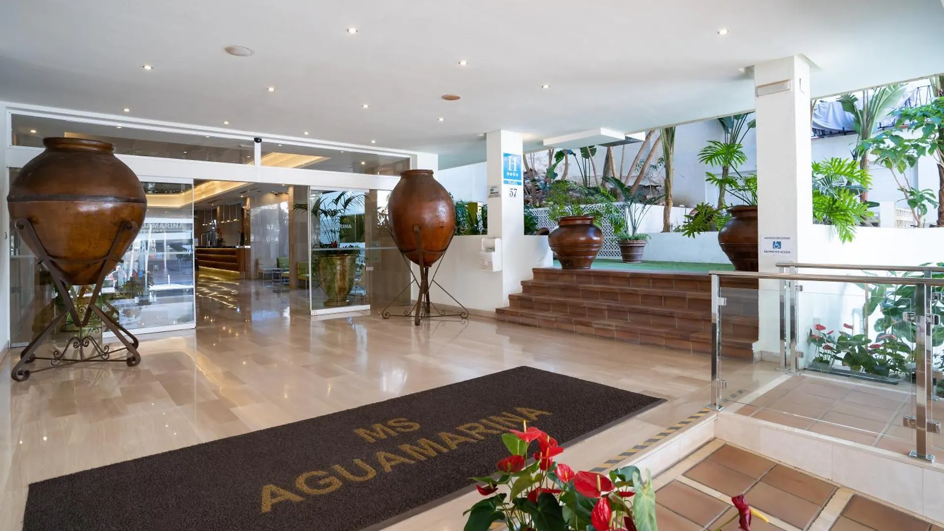 Ms Aguamarina Suites Torremolinos 4*,